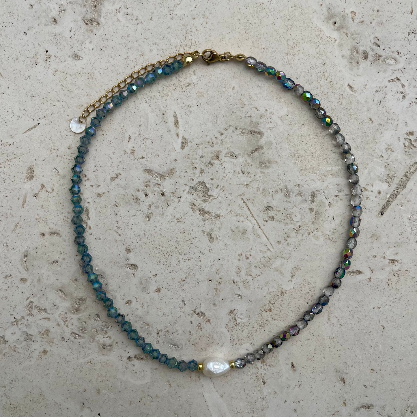 COLLIER RAS DE COU UNIQUE BLEU ET GRIS - PRODUIT