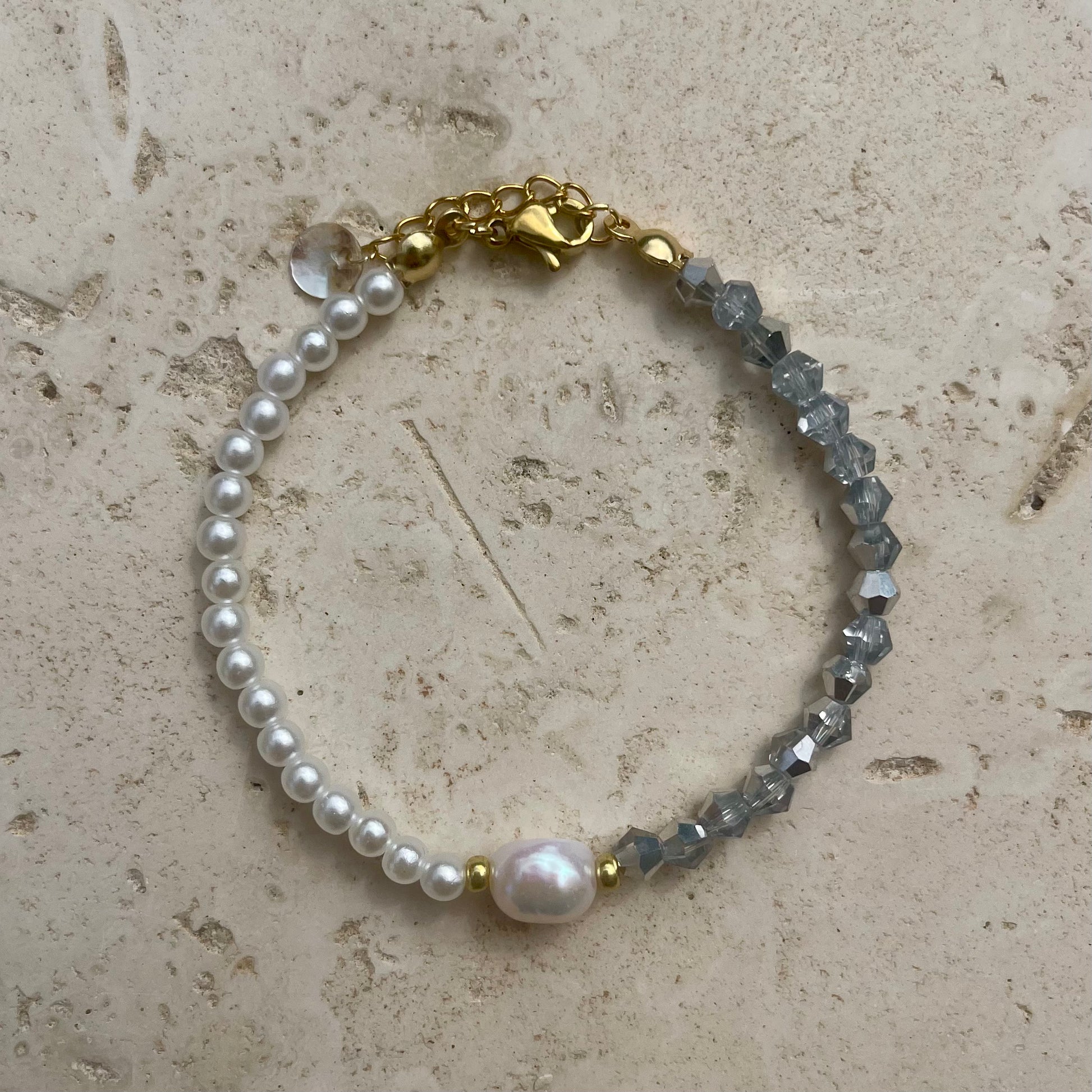 BRACELET UNIQUE BLANC ET GRIS - PRODUIT