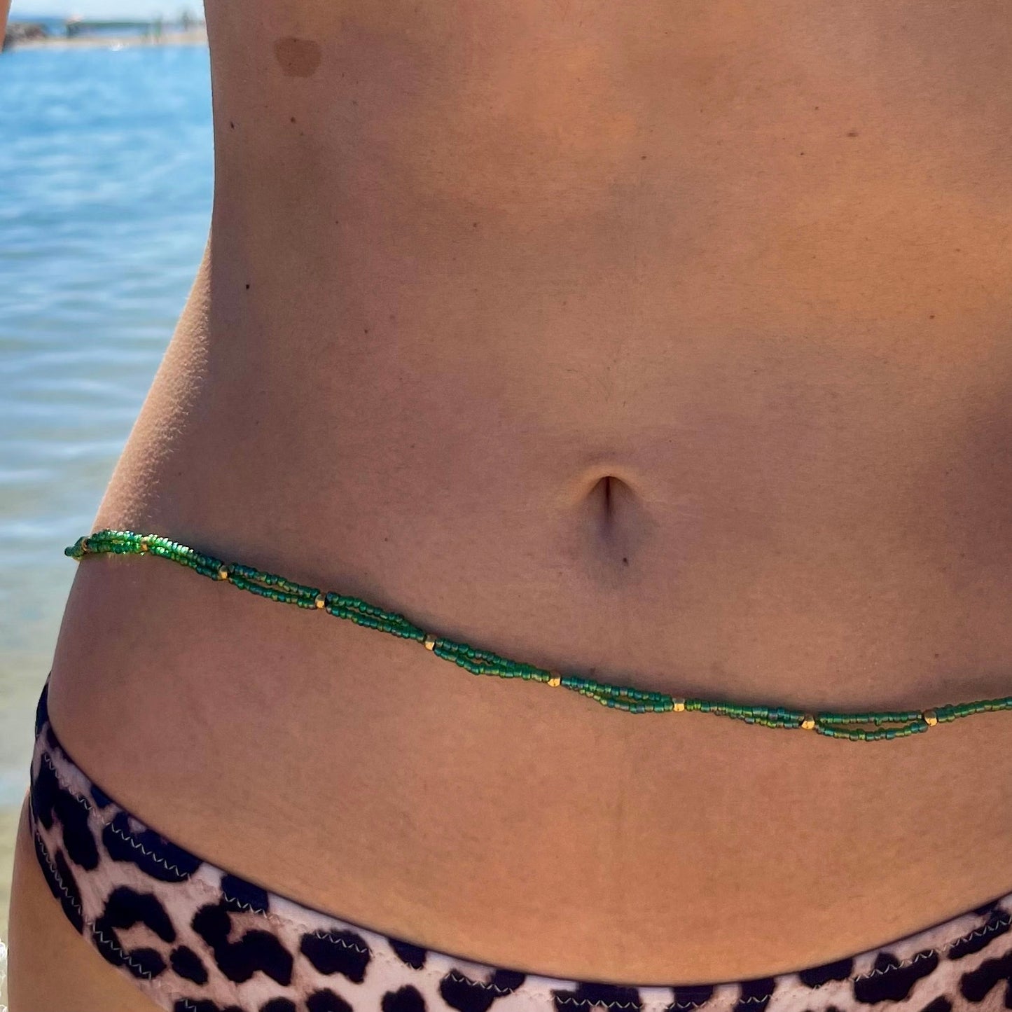 CHAÎNE DE TAILLE VERT - MODÈLE