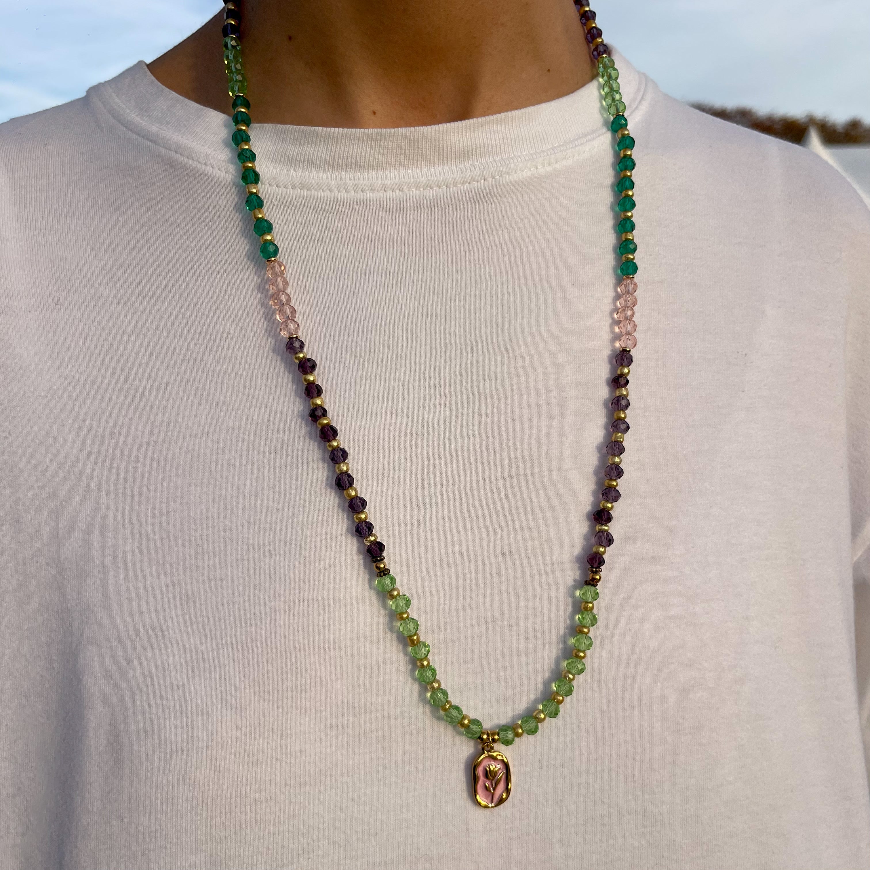 COLLIER MADALHA ROSE ET VERT - MODÈLE