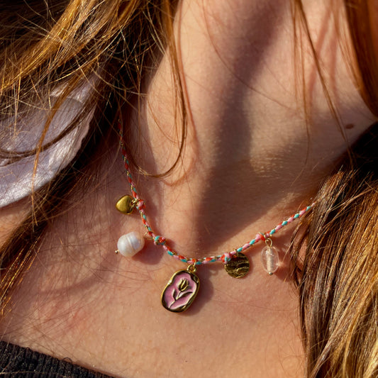 COLLIER MÉLI-MÉLO BLEU ET ROSE - MODÈLE