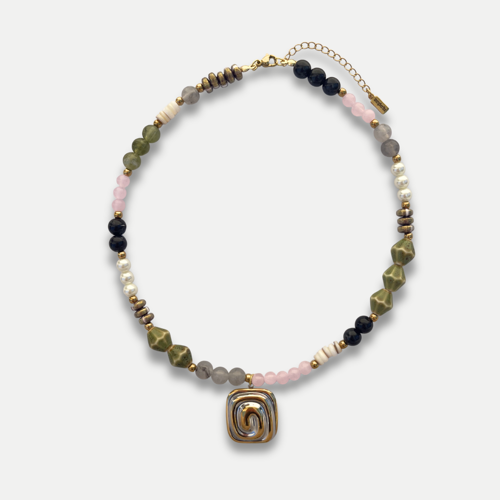COLLIER SOLSTICE - PACKSHOT