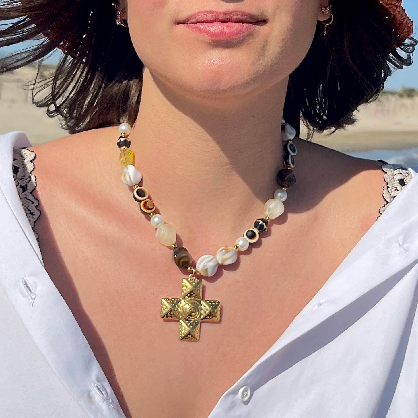 COLLIER TOTEM - MODÈLE